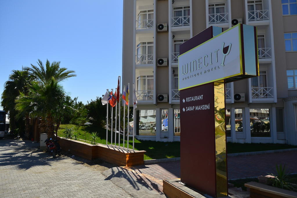Winecity Hotel เดมเร ภายนอก รูปภาพ