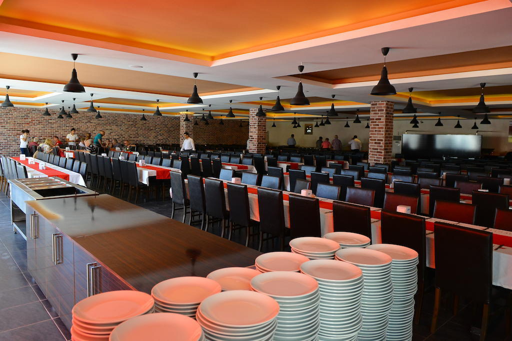 Winecity Hotel เดมเร ภายนอก รูปภาพ