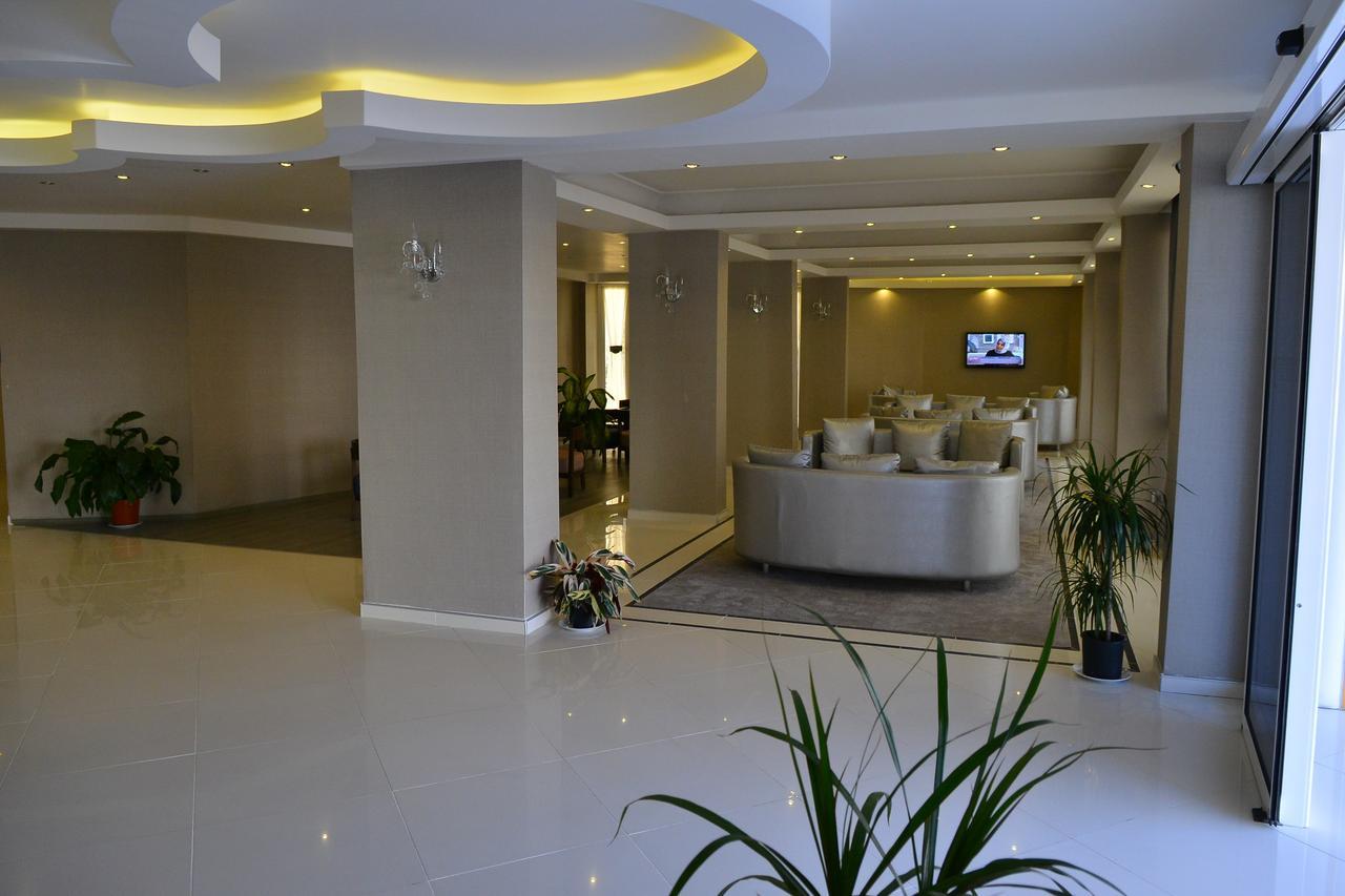 Winecity Hotel เดมเร ภายนอก รูปภาพ